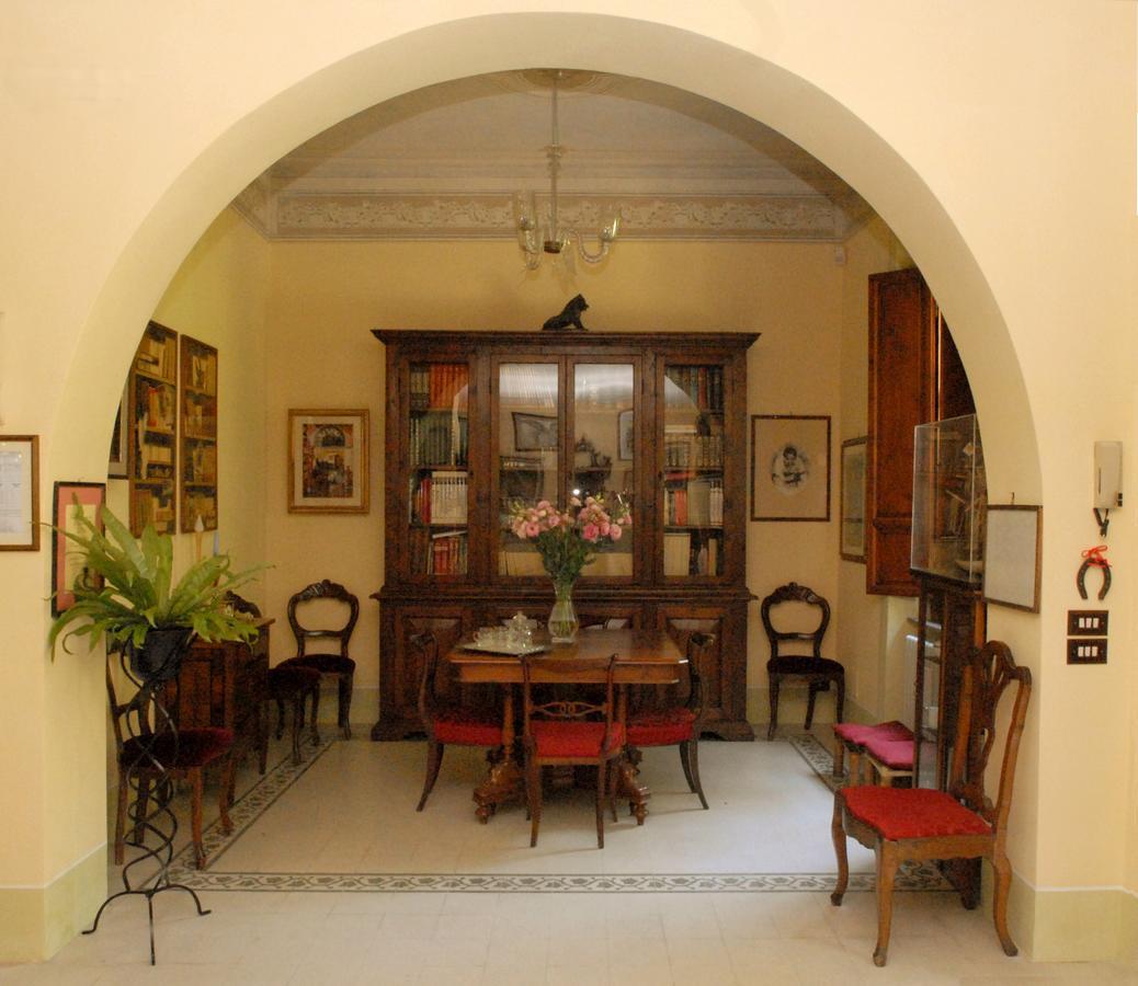 Le Villi Friendly B&B Torre del Lago Puccini Buitenkant foto