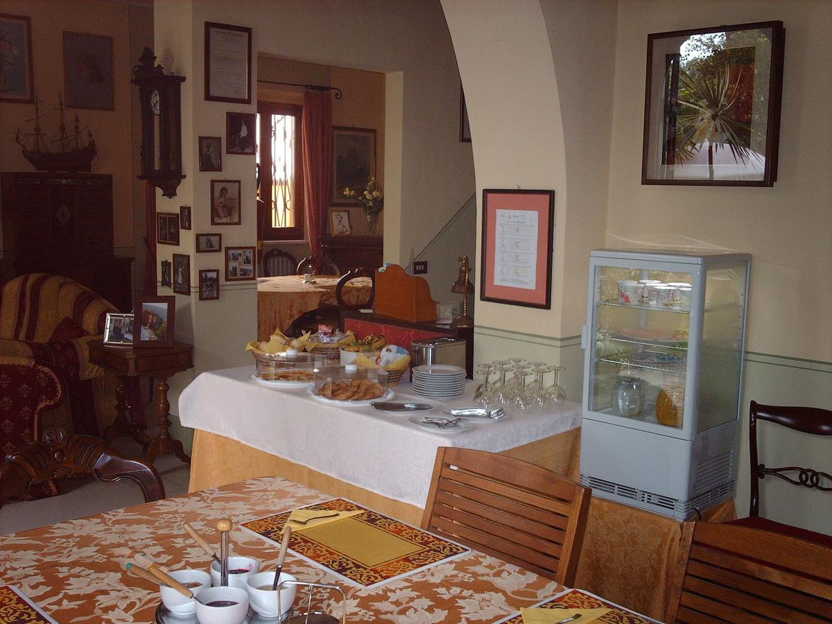 Le Villi Friendly B&B Torre del Lago Puccini Buitenkant foto