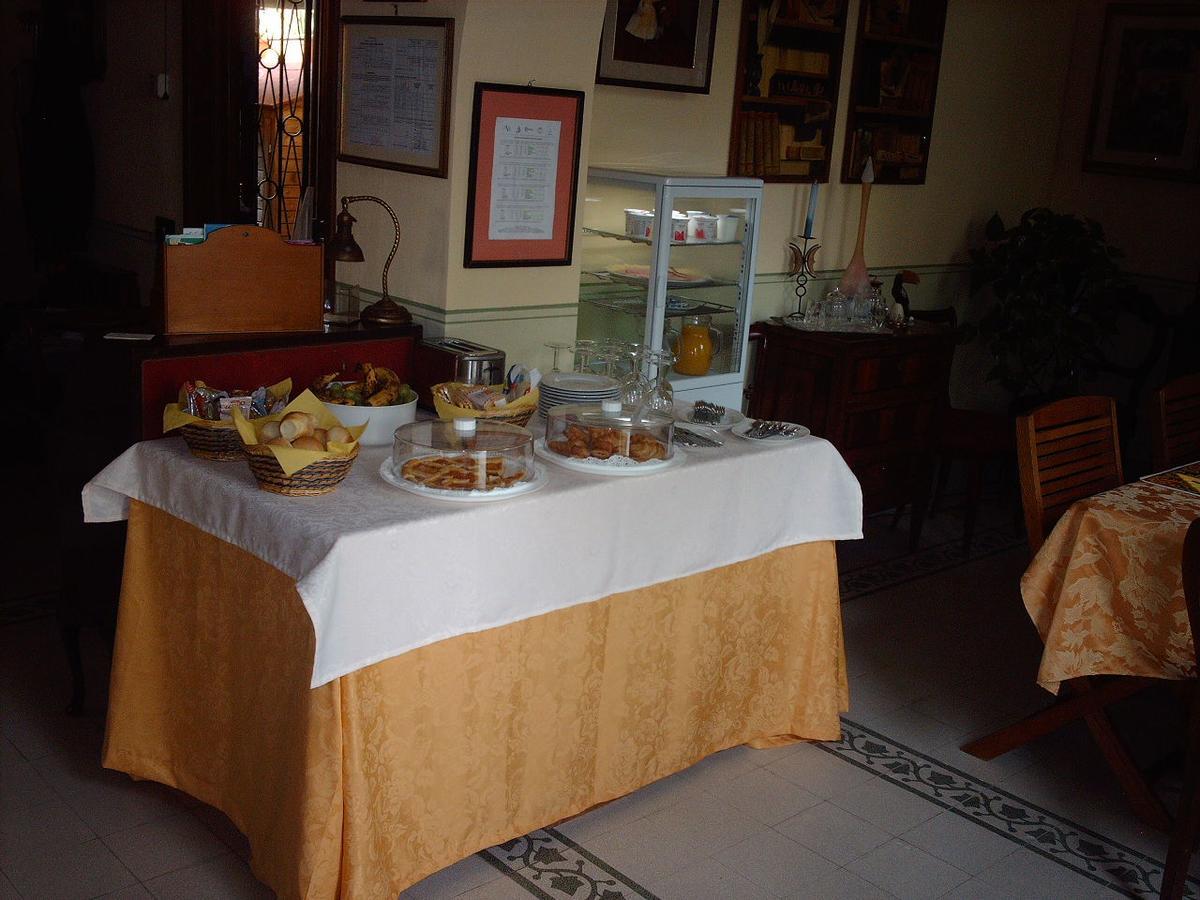 Le Villi Friendly B&B Torre del Lago Puccini Buitenkant foto