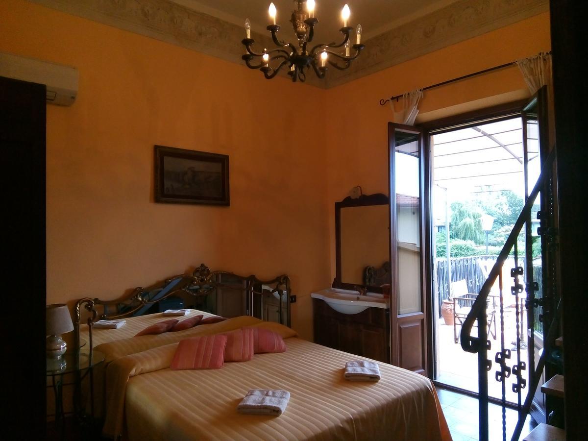 Le Villi Friendly B&B Torre del Lago Puccini Buitenkant foto