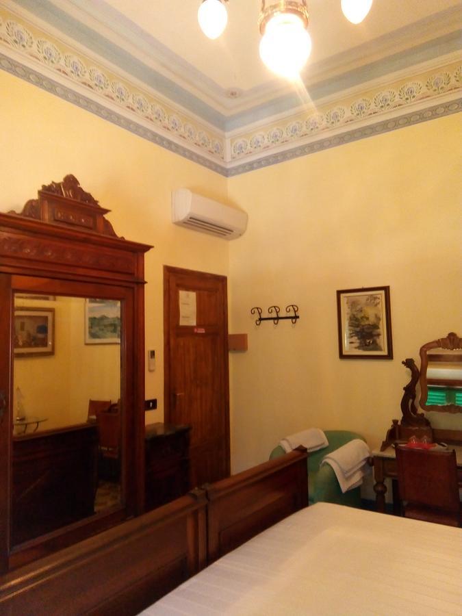 Le Villi Friendly B&B Torre del Lago Puccini Buitenkant foto